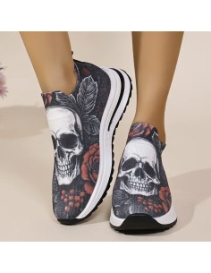 DEPORTIVAS NEGRAS CALAVERA