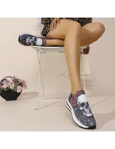 DEPORTIVAS NEGRAS CALAVERA 2